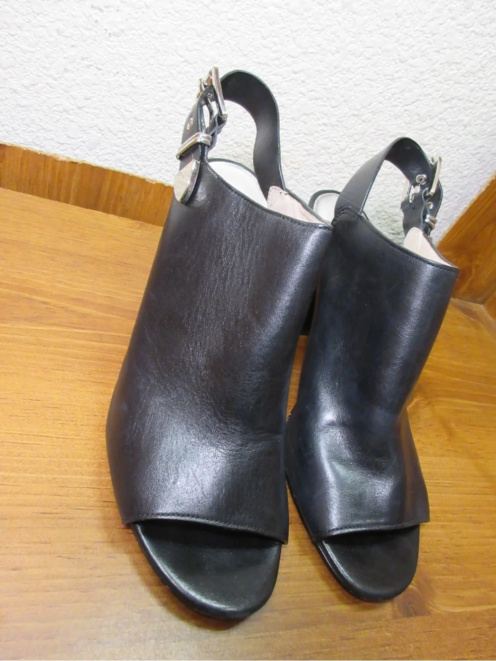 Michael Kors stylish black